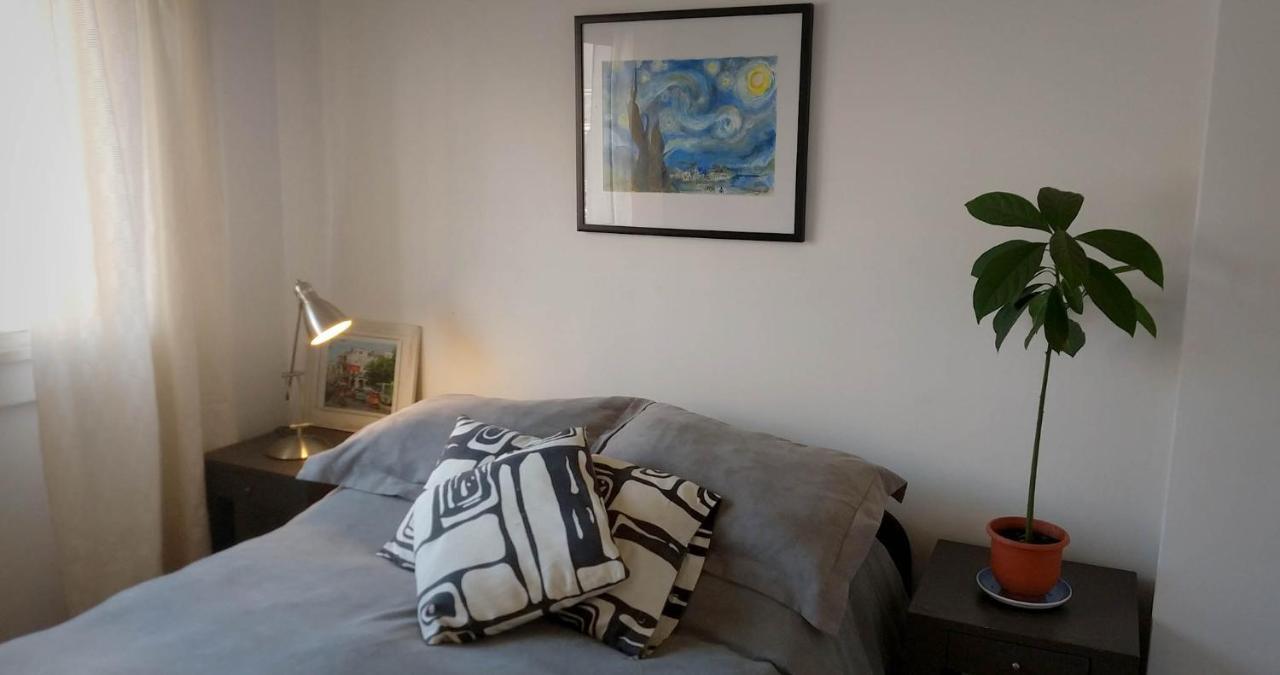 Depto 2 Ambientes Muy Luminoso Con Wifi Y Vista A La Plaza Apartment Buenos Aires Exterior foto